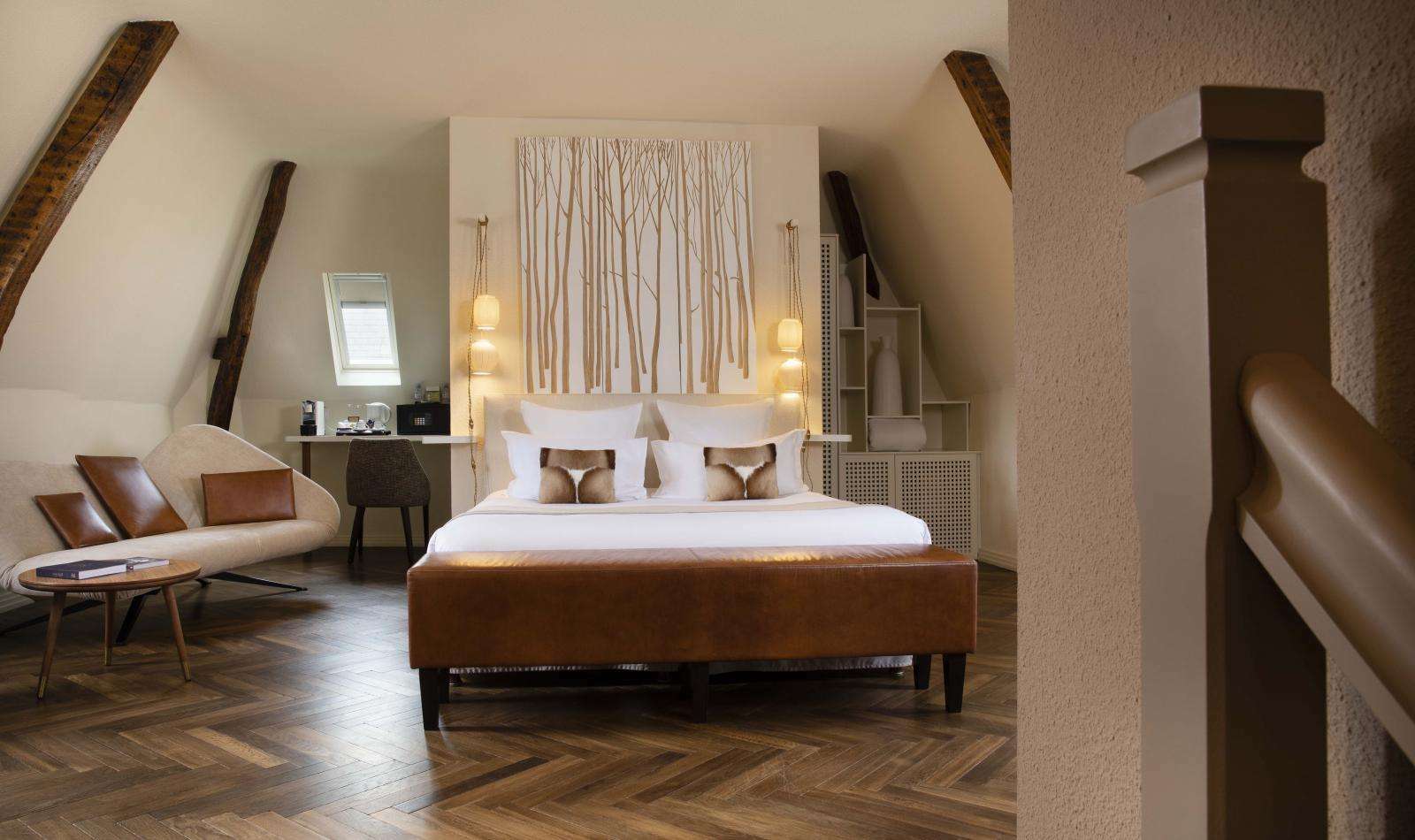 Country Club Hotel Yvre-l'Eveque Room photo